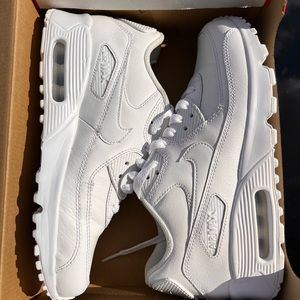 Women’s Nike Air Max 90